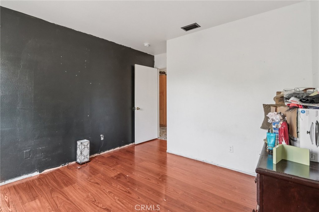 MLS #IV25224380 image #27