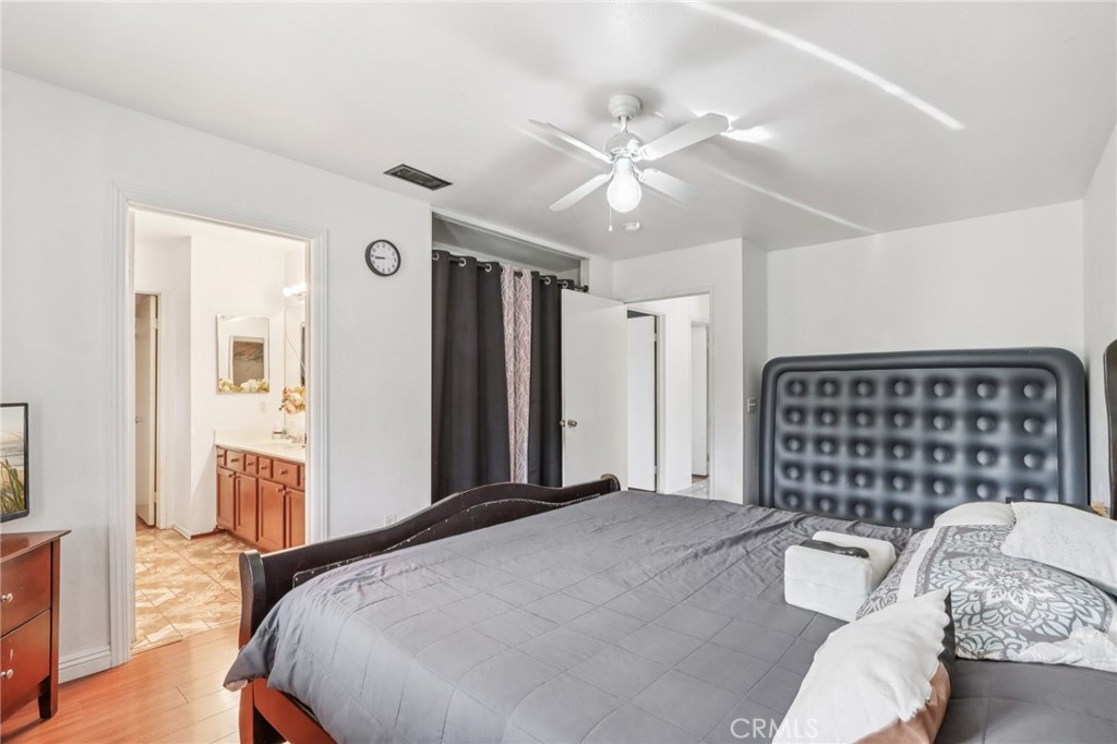 MLS #IV25224380 image #30