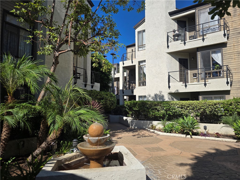 MLS #IV25225181 image #0