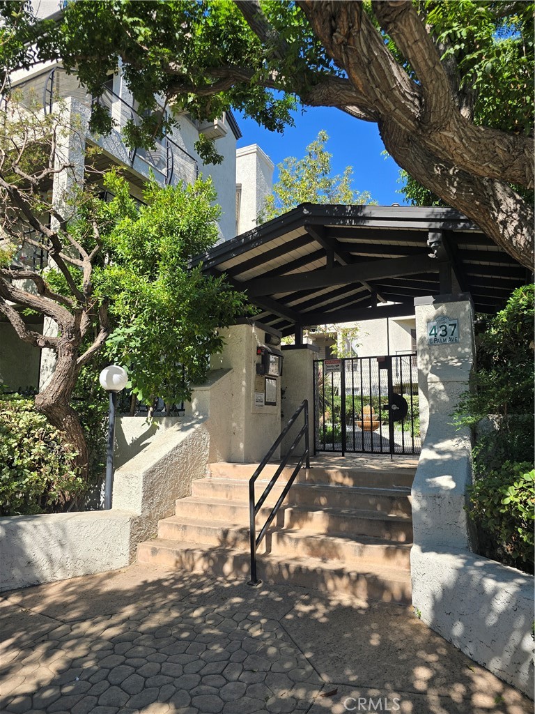 MLS #IV25225181 image #1