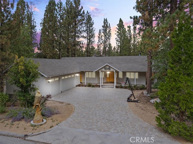 MLS #IV25225370 image #0