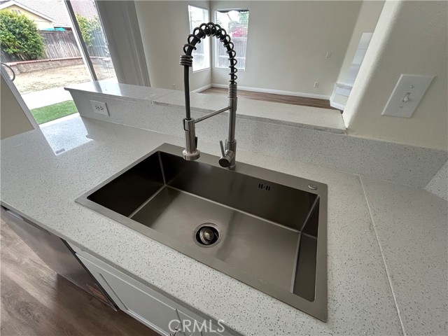 MLS #IV25225538 image #17