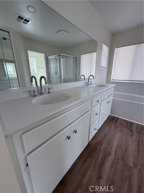 MLS #IV25225538 image #37