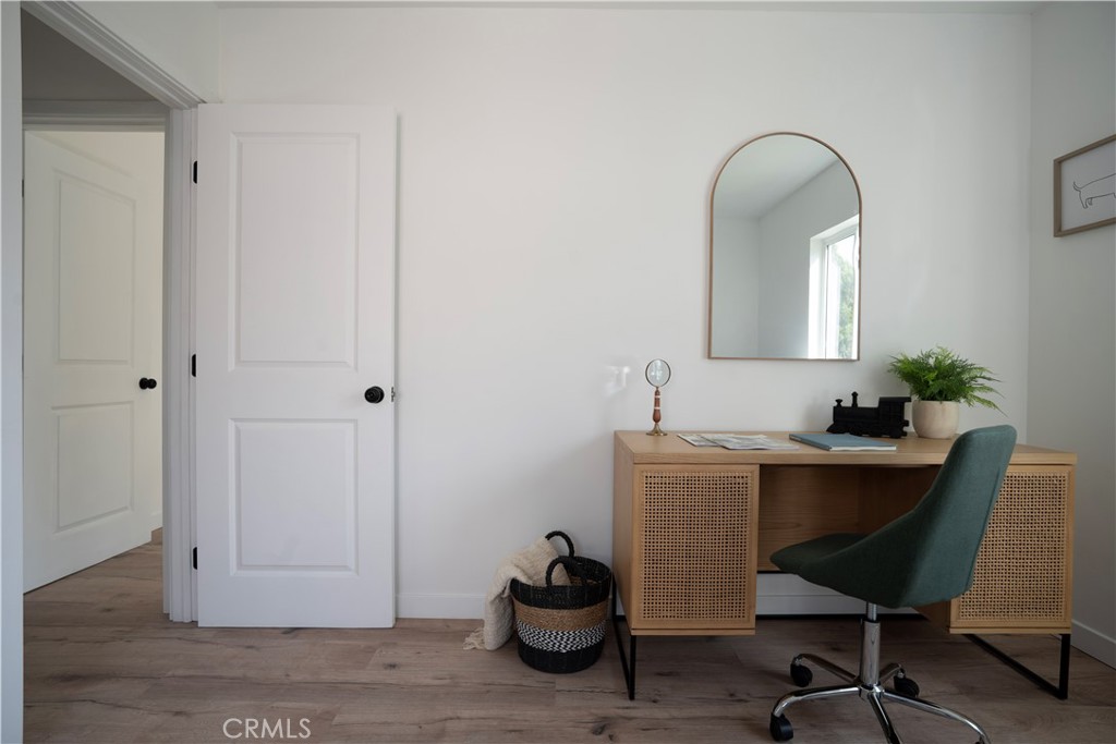 MLS #IV25225681 image #22