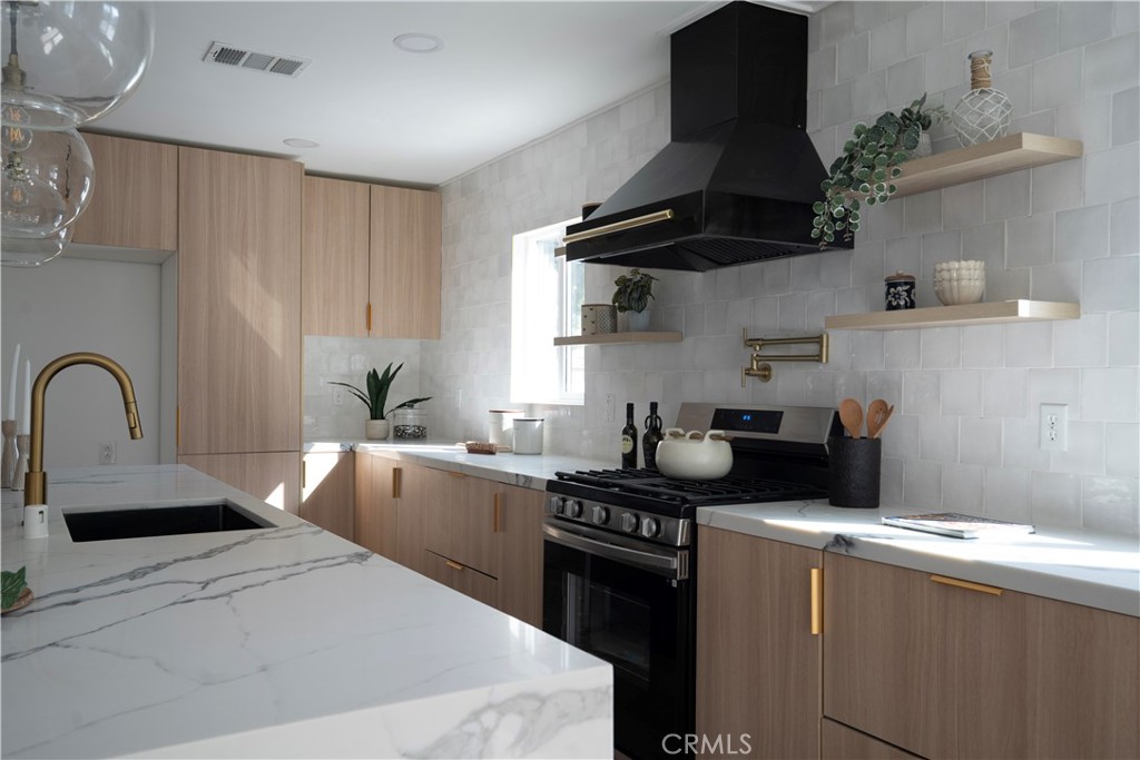 MLS #IV25225681 image #6