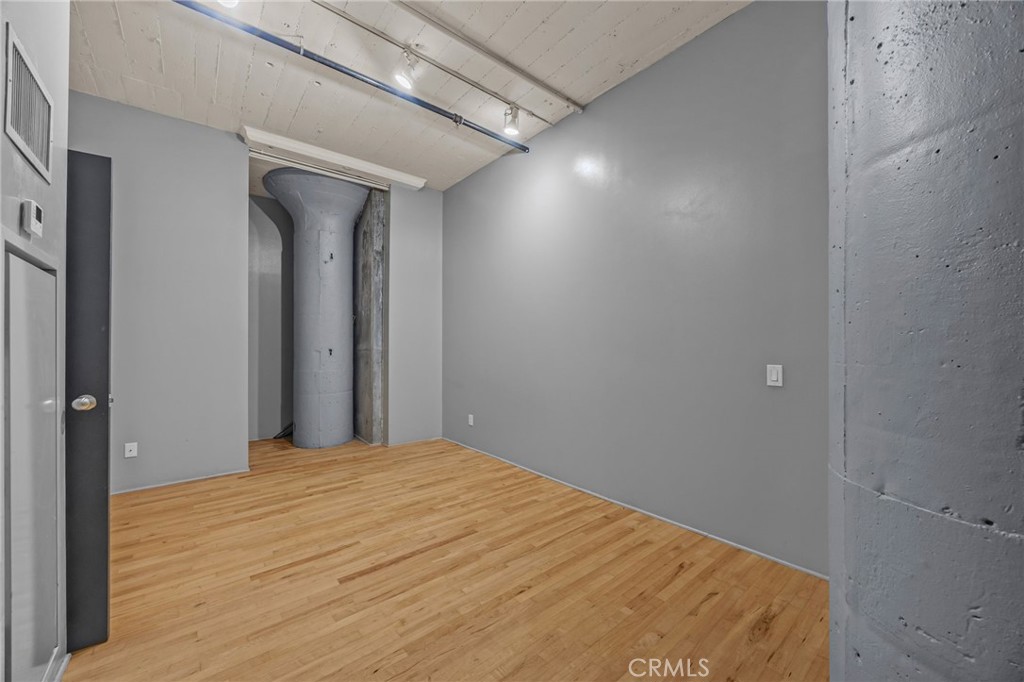 MLS #IV25226468 image #11