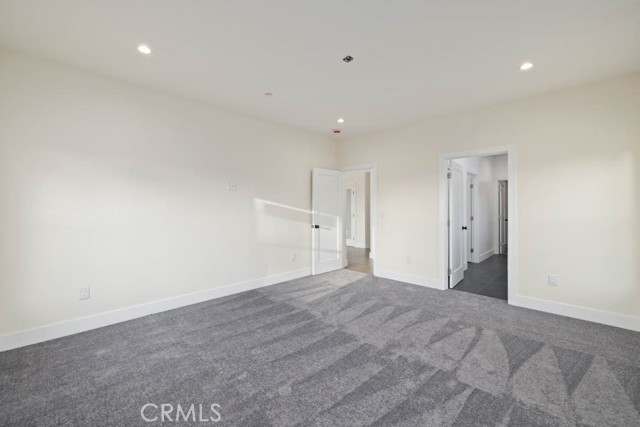 MLS #IV25226880 image #17