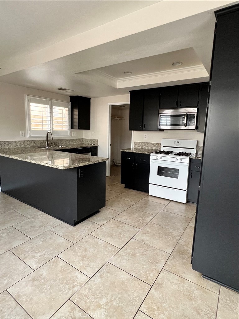 MLS #IV25228601 image #2