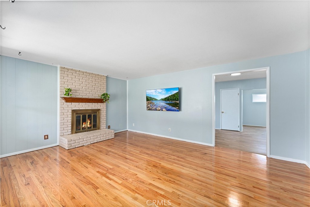 MLS #IV25232134 image #10