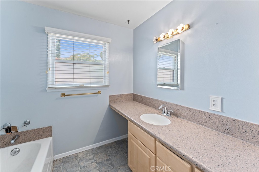 MLS #IV25232134 image #25