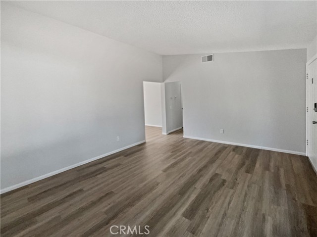 MLS #IV25233149 image #12