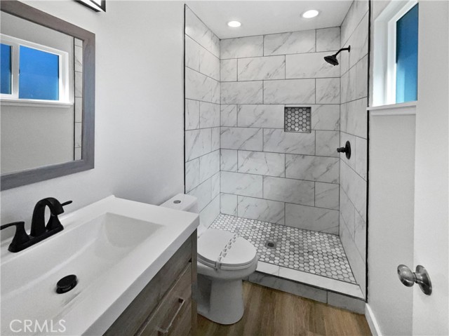 MLS #IV25233149 image #9