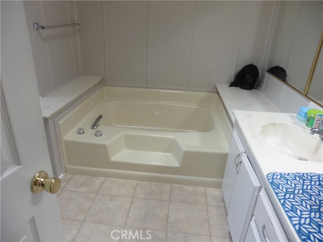 MLS #IV25233411 image #12