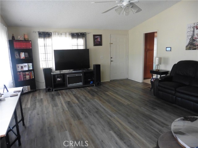 MLS #IV25233411 image #7