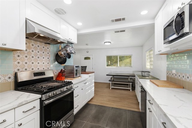 MLS #IV25234298 image #10