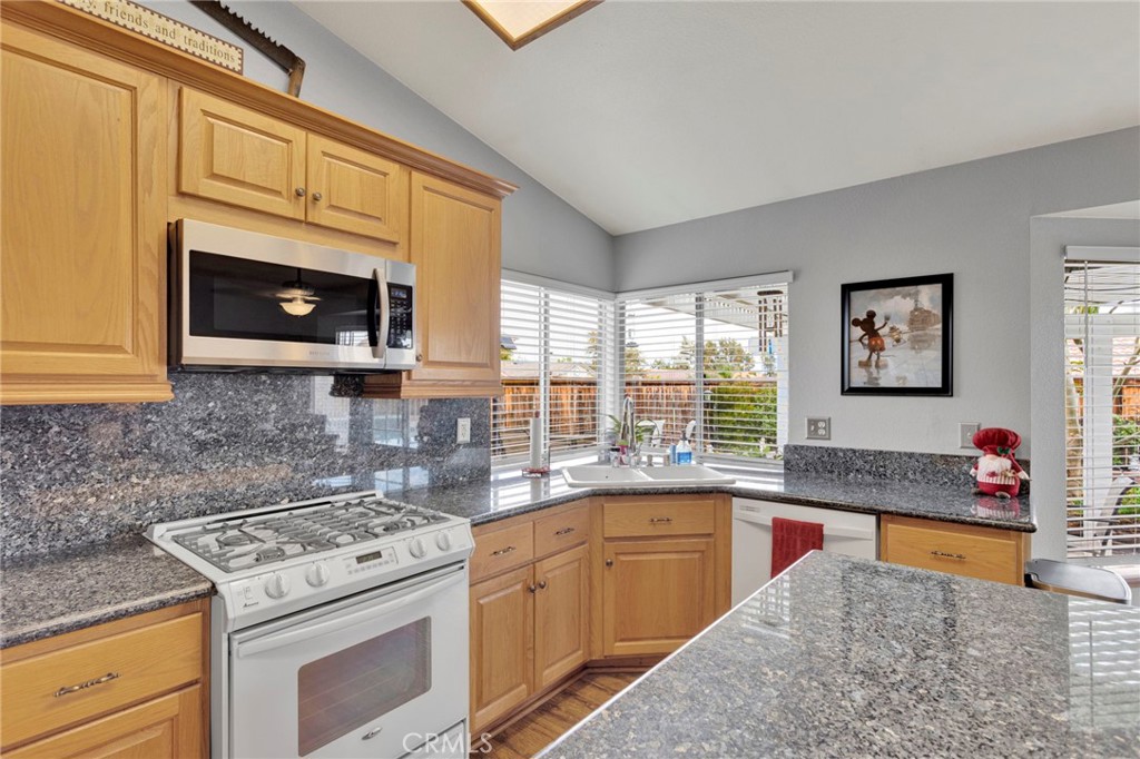 MLS #IV25238418 image #15