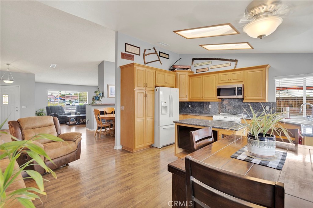 MLS #IV25238418 image #16