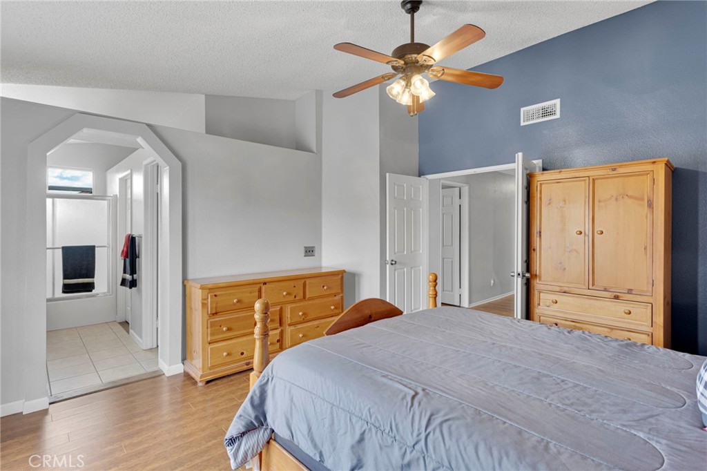 MLS #IV25238418 image #31