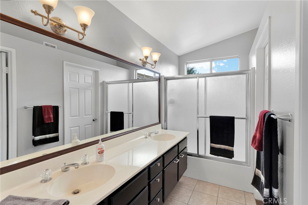 MLS #IV25238418 image #33