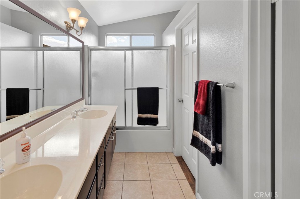 MLS #IV25238418 image #34