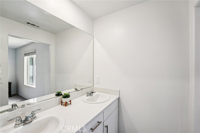 MLS #IV25239410 image #20