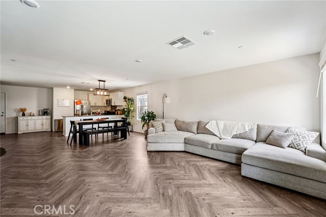 MLS #IV25239410 image #6