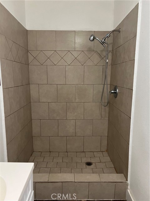 MLS #IV25240485 image #11