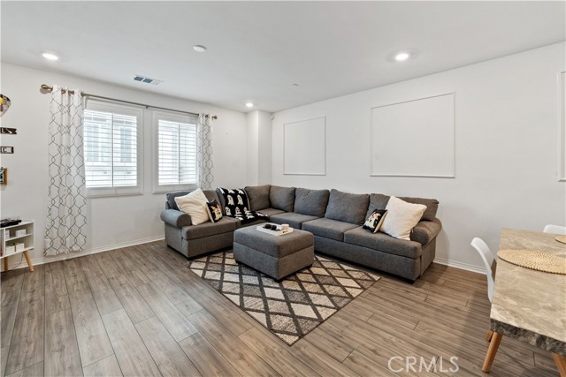 MLS #IV25222698 image #3