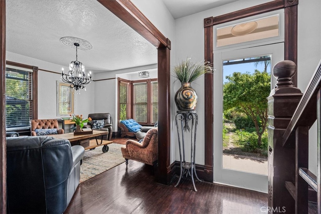 MLS #IV25240896 image #10