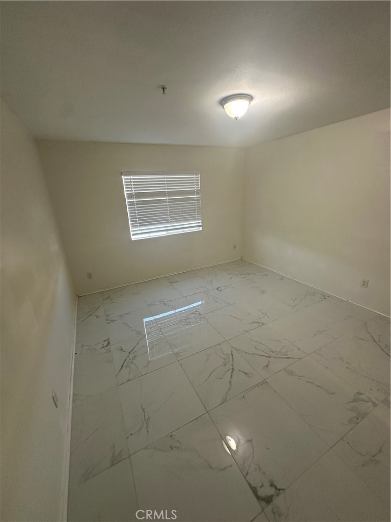 MLS #IV25241069 image #8