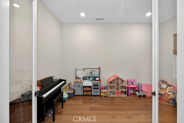 MLS #IV25241491 image #33