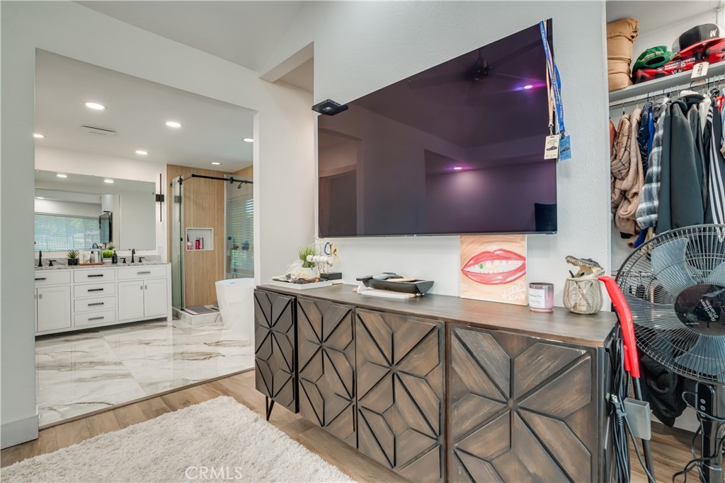 MLS #IV25242014 image #23