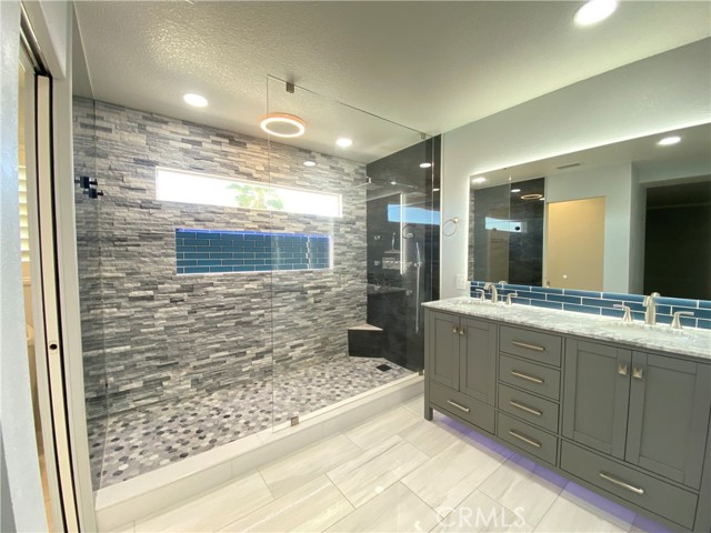 MLS #IV25242132 image #27