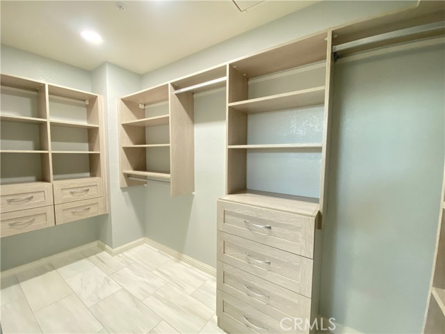 MLS #IV25242132 image #29