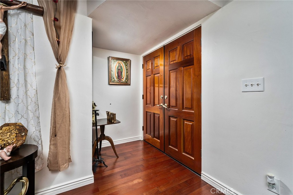 MLS #IV25242326 image #5