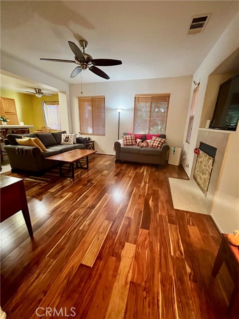 MLS #IV25243005 image #3