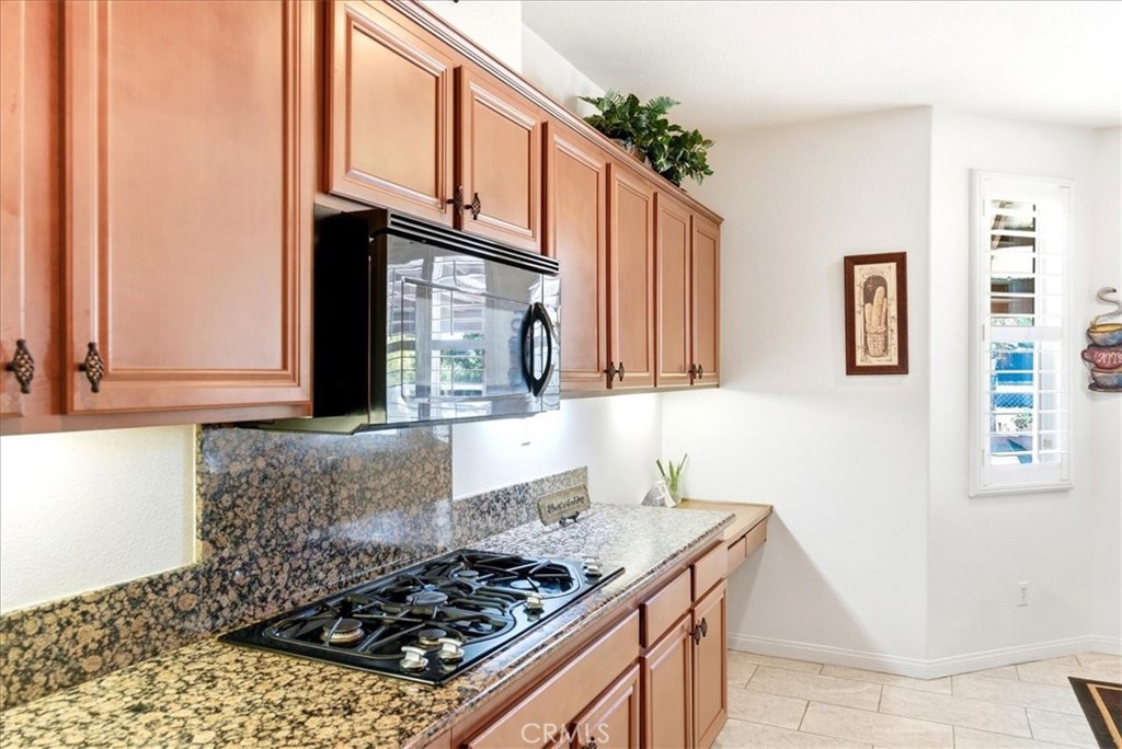 MLS #IV25243601 image #12