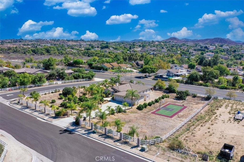 MLS #IV25243601 image #36