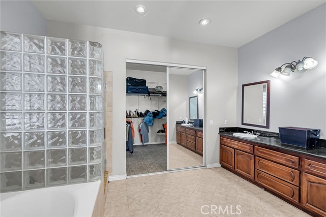 MLS #IV25245877 image #20