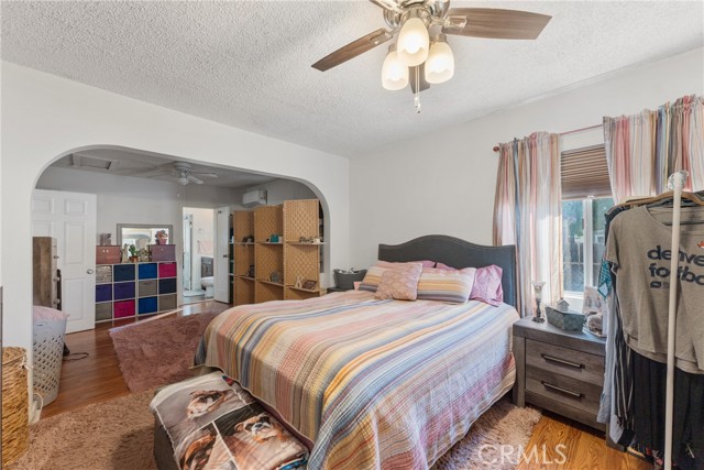 MLS #IV25246378 image #15