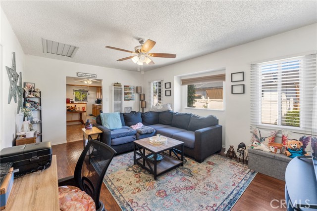 MLS #IV25246378 image #5