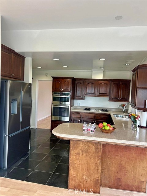 MLS #IV25247142 img 2