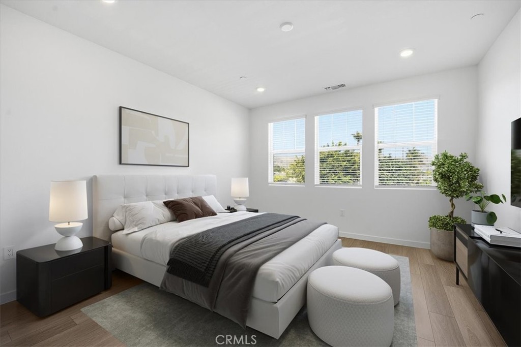 MLS #IV25247182 image #13