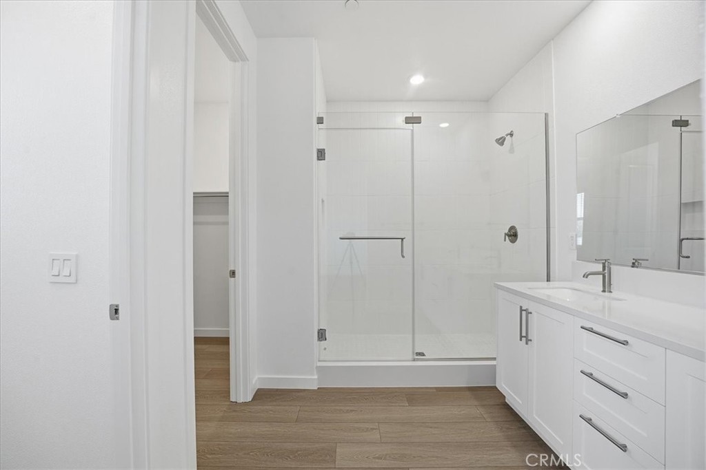 MLS #IV25247182 image #15