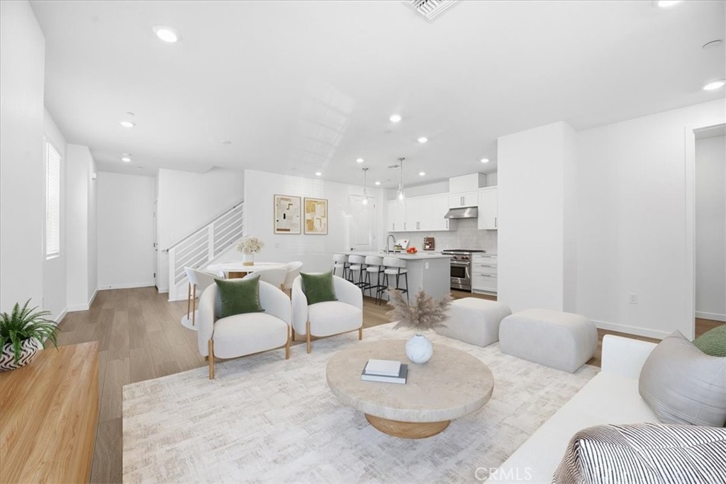 MLS #IV25247182 image #3