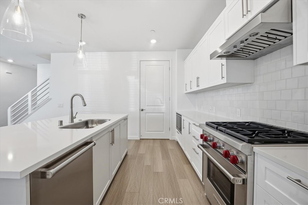 MLS #IV25247182 image #9