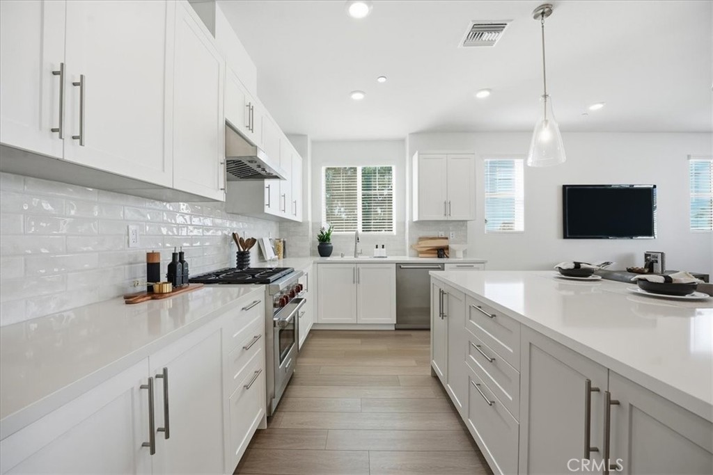 MLS #IV25247191 image #18