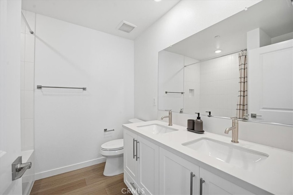 MLS #IV25247191 image #33