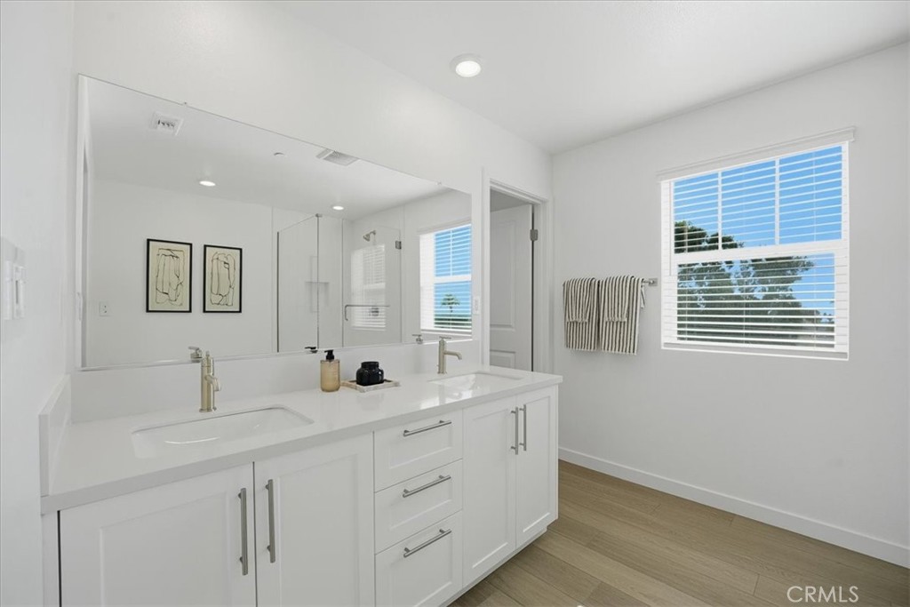 MLS #IV25247210 image #38