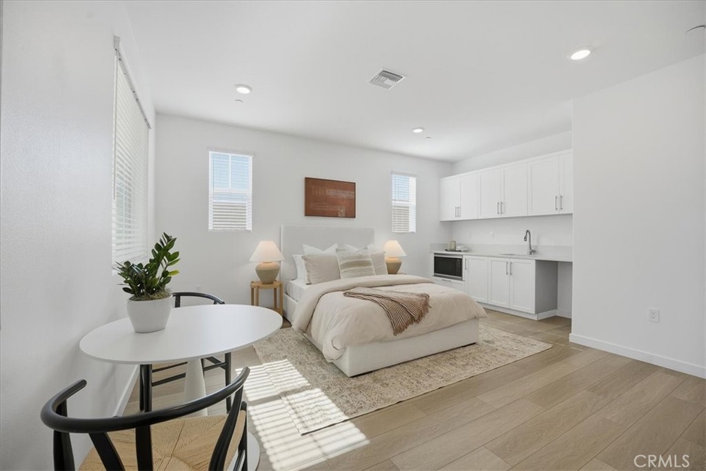 MLS #IV25247210 image #7